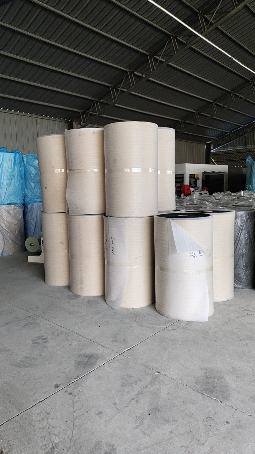 外墻分格膠帶母卷、EVA泡棉膠帶母卷